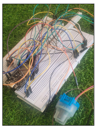 FishFeed circuit prototyping on a breadboard